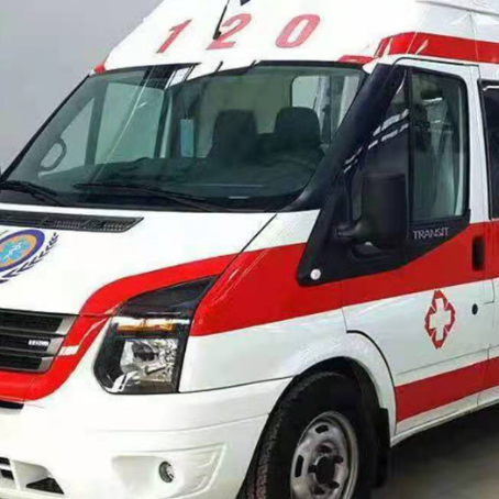 陈仓非急救护送病人转院租赁救护车的优缺点对比